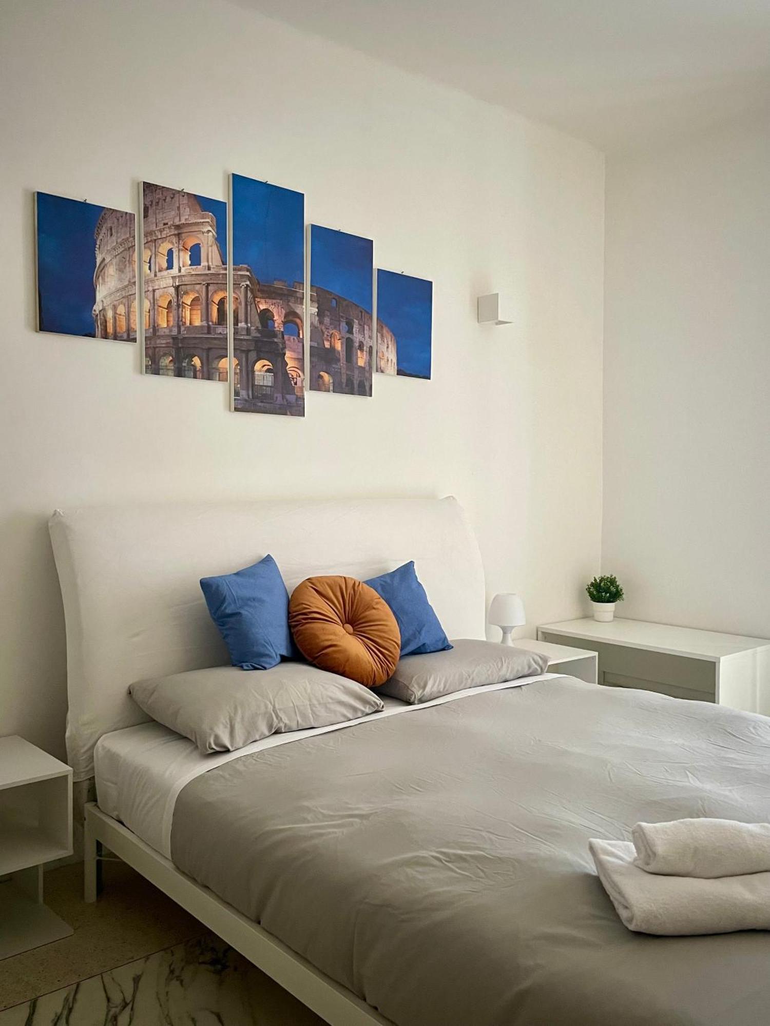 Martina A Piazza Del Popolo Villa Rome Exterior photo